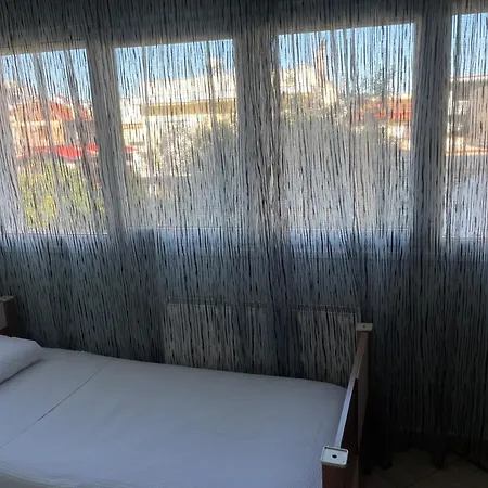 Mema Apartament Néa Péramos